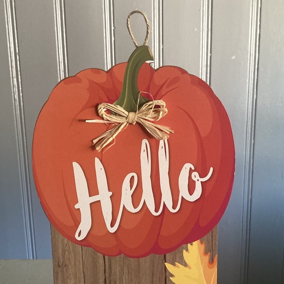 NWT- 48” Vertical Wooden Glittered HELLO PUMPKIN Fall Decor Sign - Picture 7 of 17